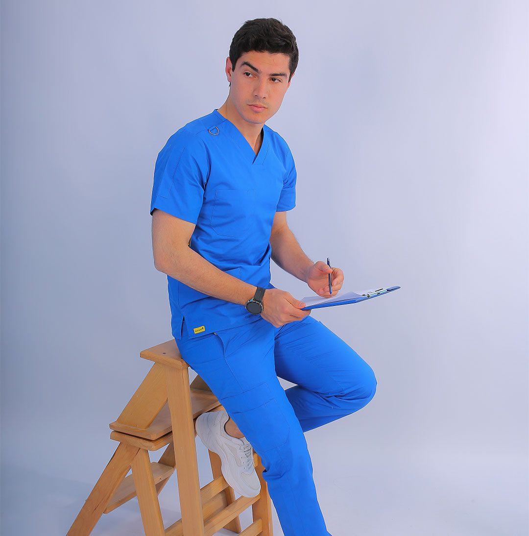 SINA CLASSIC 4-POCKET V-NECK SCRUBS TOP