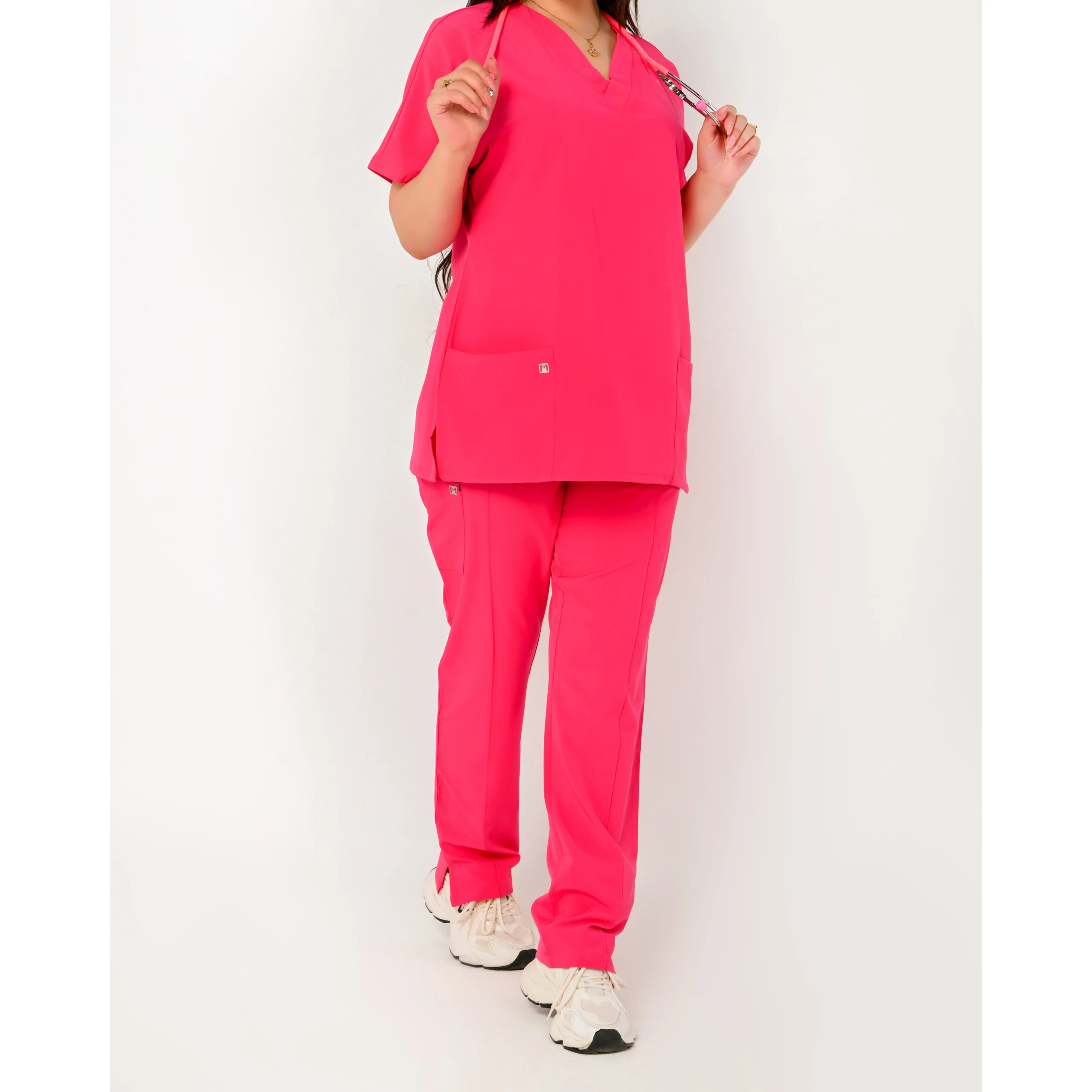 MAEVN MATRIX SCRUB SET